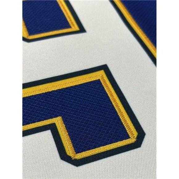 NWT Multiple Sizes Wayne Gretzky St. Louis Blues #99 Rare Blue Captains Jersey - Picture 2 of 5